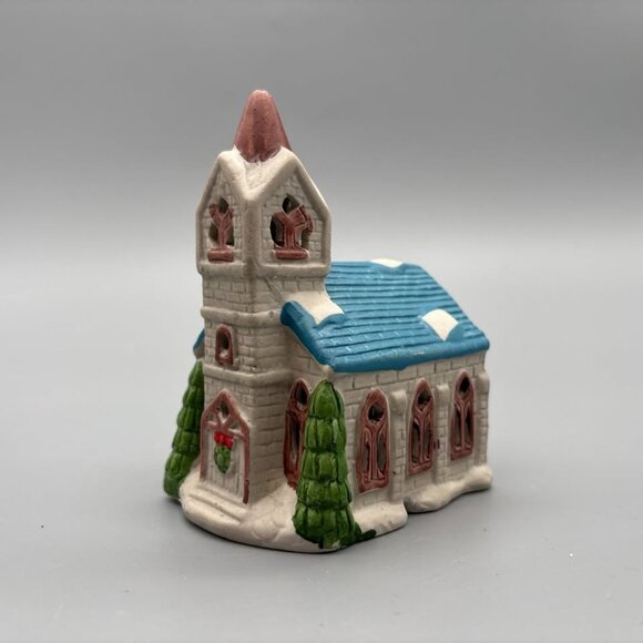 Set of 2 Vintage Ceramic Christmas Village Buildings – Red Church & Blue-Roof - Picture 5 of 8